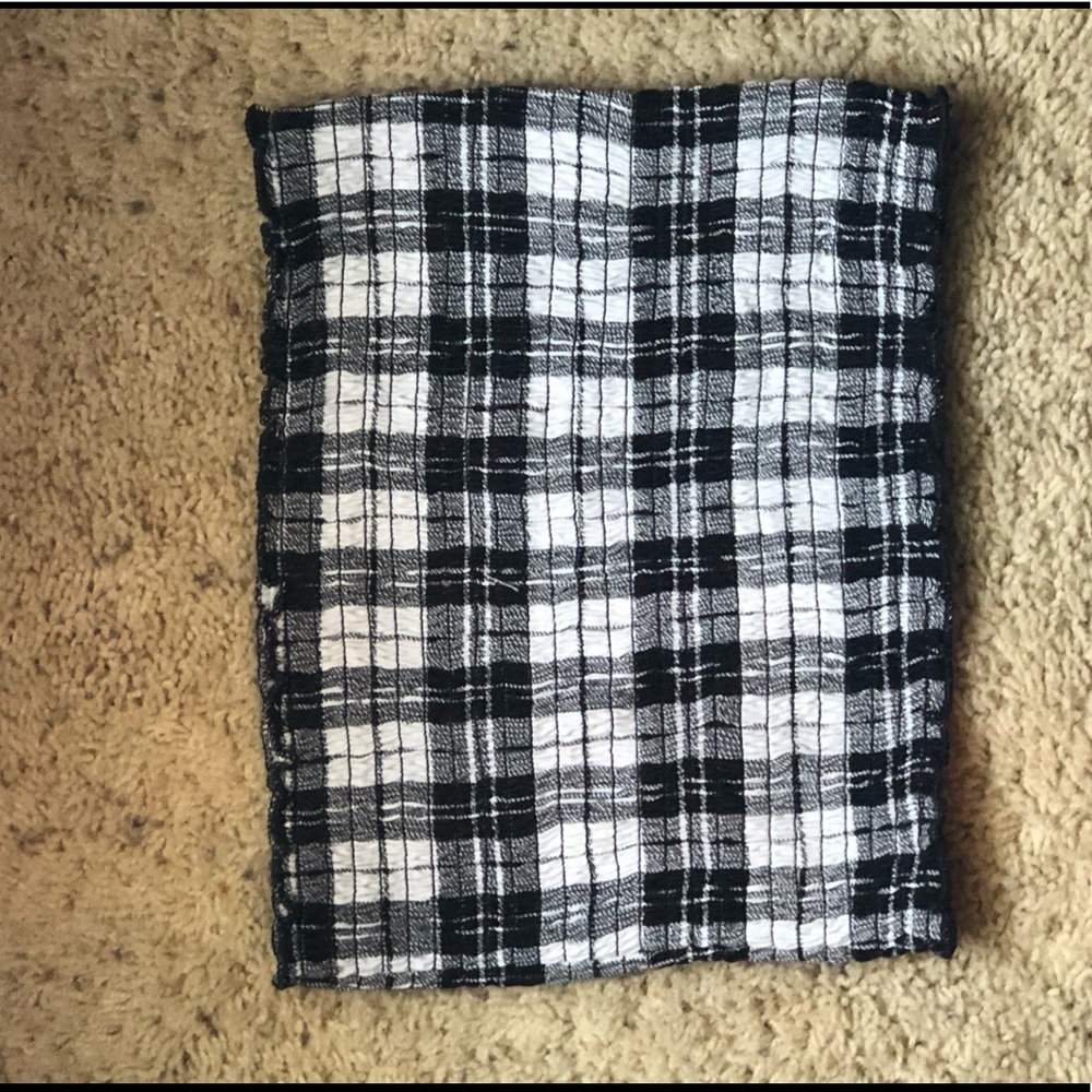Hollister Black and white flannel print Tube top